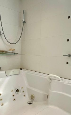 Apartamento à venda com 273m², 3 quartos e 2 vagas Apartamento à venda com 273m², 3 quartos e 2 vagasBanheiro da Suíte 2