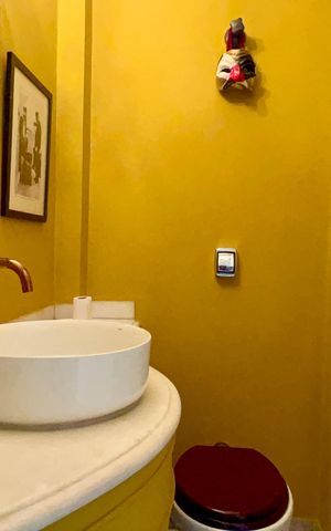 Apartamento à venda com 273m², 3 quartos e 2 vagas Apartamento à venda com 273m², 3 quartos e 2 vagasLavabo