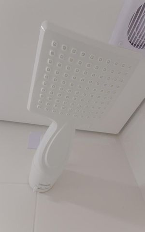 Apartamento para alugar com 57m², 2 quartos e 1 vaga Apartamento para alugar com 57m², 2 quartos e 1 vagaDetalhe do banheiro