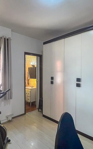 Casa à venda com 229m², 4 quartos e 2 vagasSuite 4