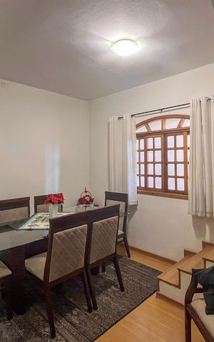 Casa à venda com 229m², 4 quartos e 2 vagasSala de Jantar
