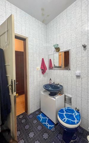Casa à venda com 229m², 4 quartos e 2 vagasBanheiro Social