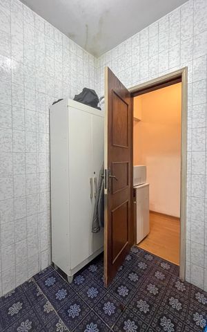 Casa à venda com 229m², 4 quartos e 2 vagasBanheiro Social