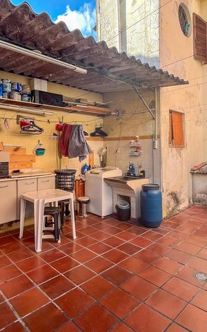 Casa à venda com 229m², 4 quartos e 2 vagasQuintal