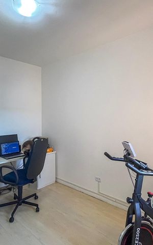 Casa à venda com 229m², 4 quartos e 2 vagasSuite 4