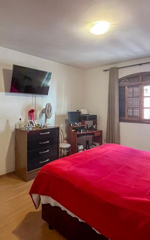 Casa à venda com 229m², 4 quartos e 2 vagasSuite 1