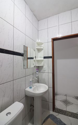 Casa à venda com 62m², 3 quartos e 2 vagasBanheiro Social 2