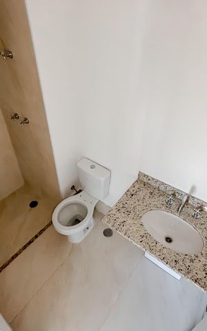 Apartamento à venda com 73m², 2 quartos e 1 vagaBanheiro Social