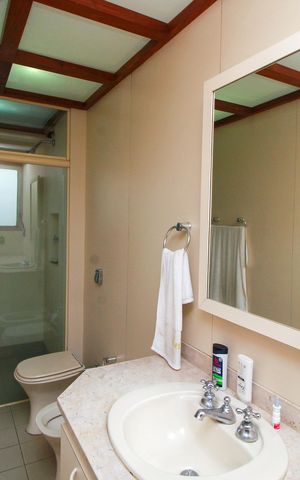 Apartamento à venda com 173m², 3 quartos e 2 vagas Apartamento à venda com 173m², 3 quartos e 2 vagasBanheiro Social