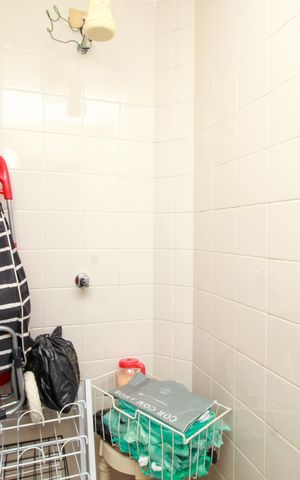 Apartamento à venda com 173m², 3 quartos e 2 vagas Apartamento à venda com 173m², 3 quartos e 2 vagasBanheiro de serviço