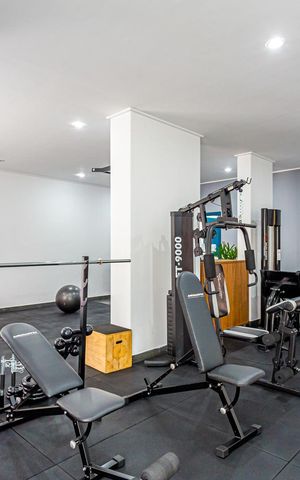 Apartamento à venda com 173m², 3 quartos e 2 vagas Apartamento à venda com 173m², 3 quartos e 2 vagasAcademia