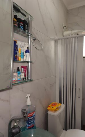 Apartamento à venda com 70m², 2 quartos e 2 vagasBanheiro Social