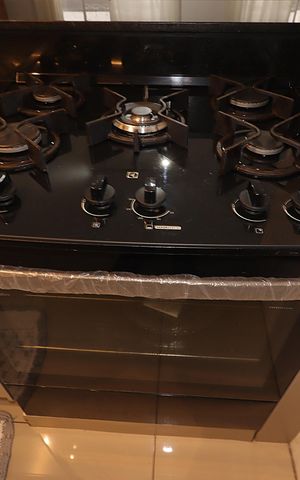 Apartamento à venda com 70m², 2 quartos e 2 vagasCozinha - Fogão embutido