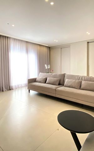 Apartamento para alugar com 254m², 4 quartos e 2 vagas Apartamento para alugar com 254m², 4 quartos e 2 vagasSala