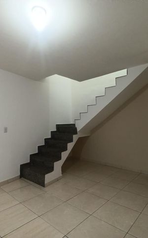 Casa para alugar com 90m², 2 quartos e 1 vaga Casa para alugar com 90m², 2 quartos e 1 vagav