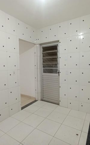 Casa para alugar com 90m², 2 quartos e 1 vaga Casa para alugar com 90m², 2 quartos e 1 vagaCozinha