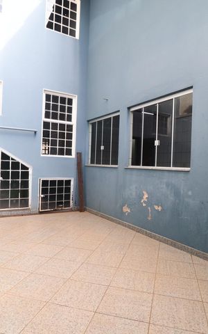 Casa para alugar com 200m², 4 quartos e 2 vagasÁrea de Serviço