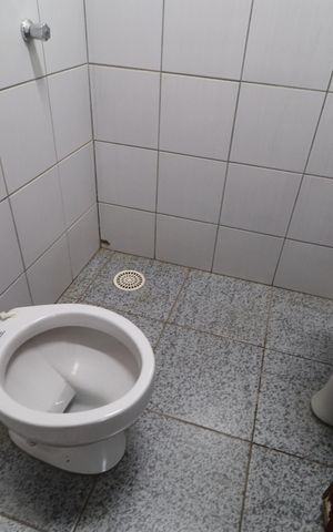 Casa para alugar com 200m², 4 quartos e 2 vagasBanheiro de serviço