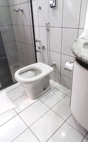 Casa para alugar com 200m², 4 quartos e 2 vagasBanheiro Social