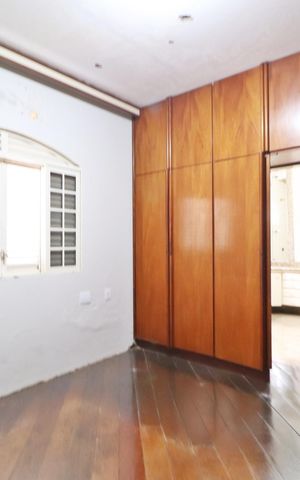 Casa para alugar com 200m², 4 quartos e 2 vagasQuarto 3 - Suíte