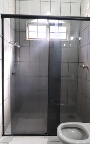 Casa para alugar com 200m², 4 quartos e 2 vagasBanheiro Social