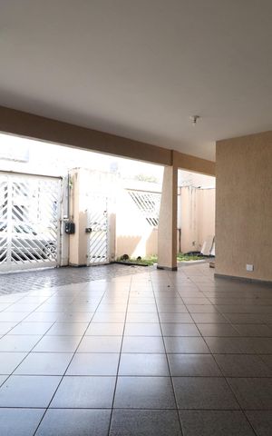 Casa para alugar com 200m², 4 quartos e 2 vagasGaragem