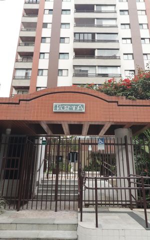 Apartamento à venda com 117m², 3 quartos e 2 vagasFachada