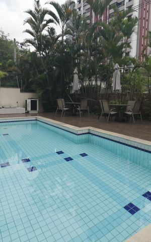 Apartamento à venda com 117m², 3 quartos e 2 vagasÁrea comum - Piscina adulta