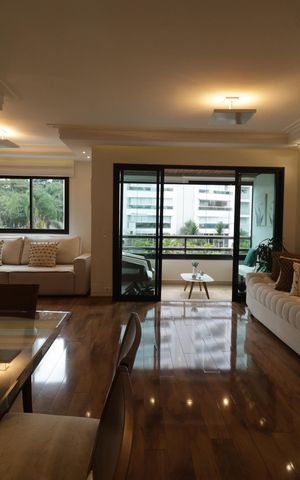 Apartamento à venda com 117m², 3 quartos e 2 vagasSala