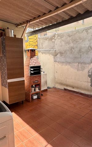Casa à venda com 120m², 2 quartos e 1 vaga