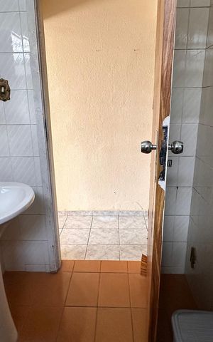 Casa à venda com 120m², 2 quartos e 1 vaga