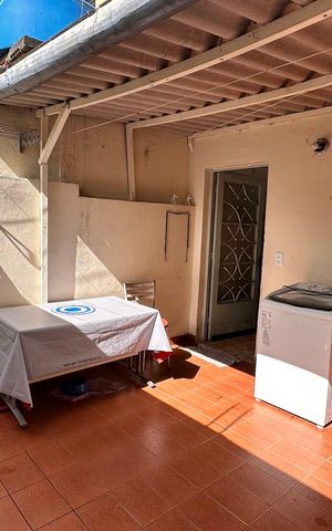 Casa à venda com 120m², 2 quartos e 1 vaga