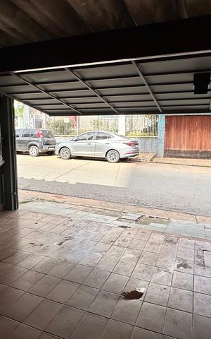 Casa à venda com 120m², 2 quartos e 1 vaga