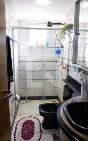 Apartamento à venda com 200m², 3 quartos e 1 vaga Apartamento à venda com 200m², 3 quartos e 1 vagaBanheiro