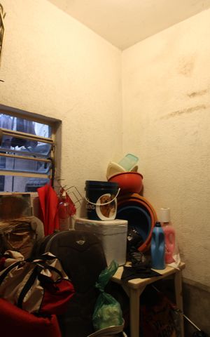 Casa à venda com 250m², 4 quartos e 2 vagasQuarto área de serviço