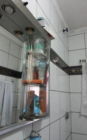 Casa à venda com 250m², 4 quartos e 2 vagasBanheiro da Suíte