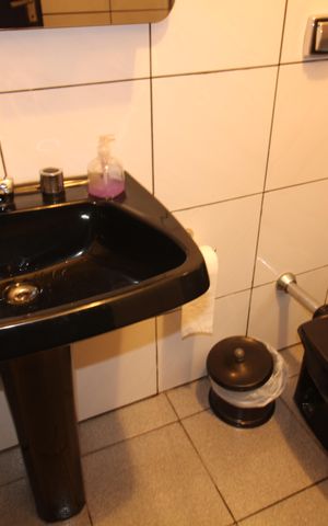 Casa à venda com 250m², 4 quartos e 2 vagasBanheiro social 2