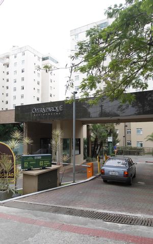Apartamento à venda com 87m², 2 quartos e 2 vagasFachada