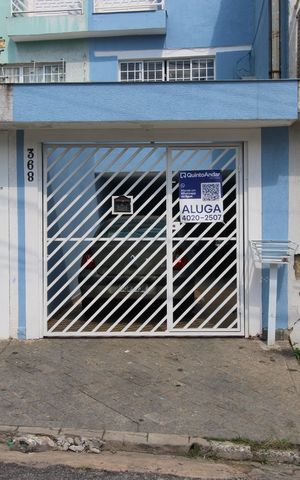 Casa para alugar com 50m², 1 quarto e 1 vagaFachada