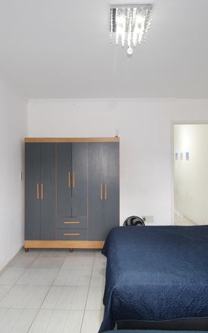 Casa para alugar com 50m², 1 quarto e 1 vagaQuarto