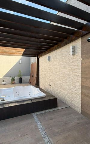 Casa à venda com 410m², 4 quartos e 6 vagas