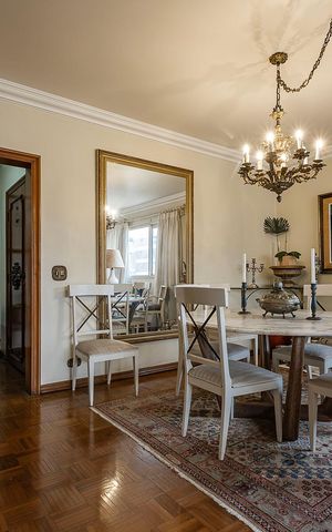 Apartamento à venda com 160m², 3 quartos e 2 vagas Apartamento à venda com 160m², 3 quartos e 2 vagasSala