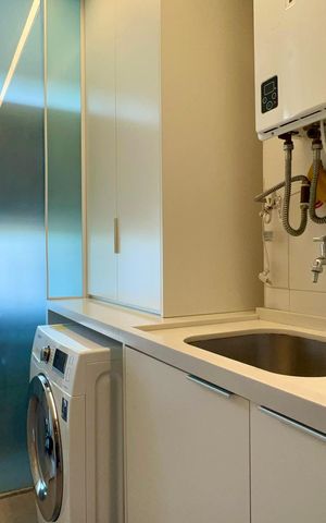 Apartamento à venda com 100m², 3 quartos e 2 vagas Apartamento à venda com 100m², 3 quartos e 2 vagasÁrea de Serviço