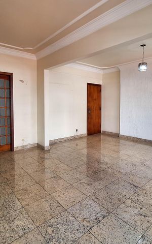 Apartamento à venda com 135m², 3 quartos e 1 vaga Apartamento à venda com 135m², 3 quartos e 1 vagaSala