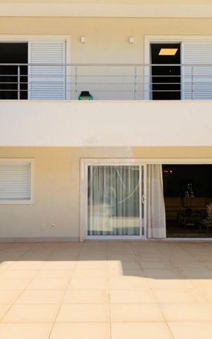 Casa de condomínio à venda com 482m², 5 quartos e 6 vagas
