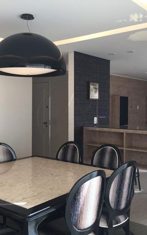 Apartamento à venda com 159m², 4 quartos e 3 vagas