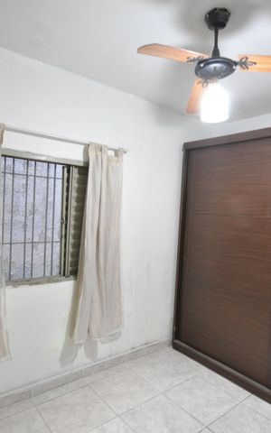 Casa à venda com 80m², 2 quartos e 1 vagaQuarto 2
