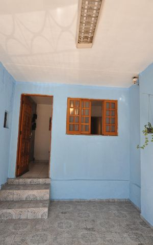 Casa à venda com 80m², 2 quartos e 1 vagaGaragem