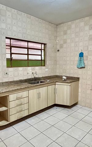 Casa à venda com 125m², 3 quartos e 1 vaga Casa à venda com 125m², 3 quartos e 1 vagaCozinha
