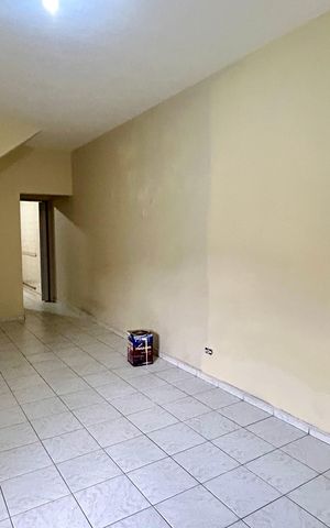 Casa à venda com 125m², 3 quartos e 1 vaga Casa à venda com 125m², 3 quartos e 1 vagaSala